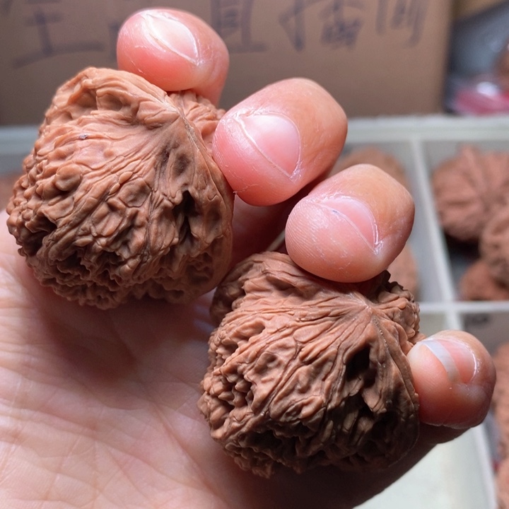 文玩核桃吊坠南疆石