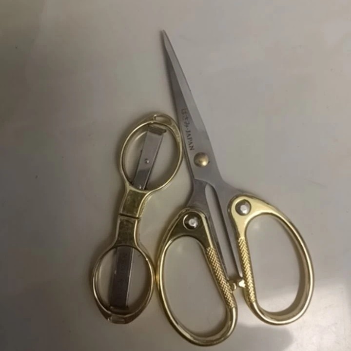 两个外贸小剪刀，