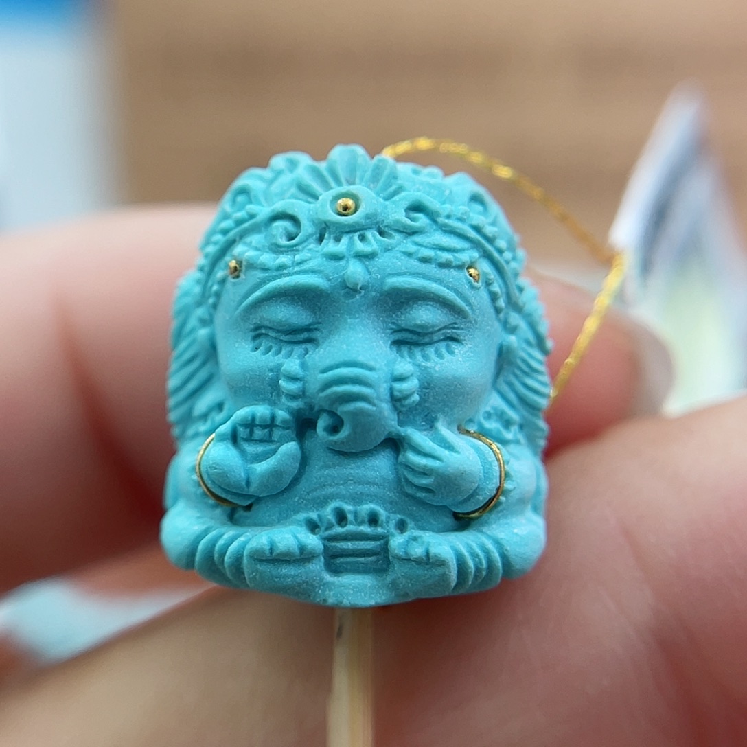 未镶嵌绿松石珠宝奇石