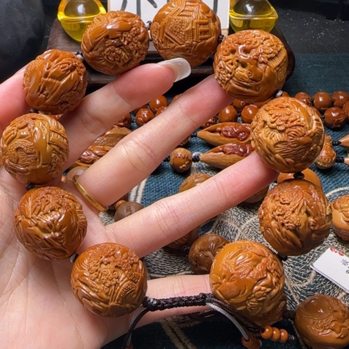 【闪购商品】橄榄核手串园林风景