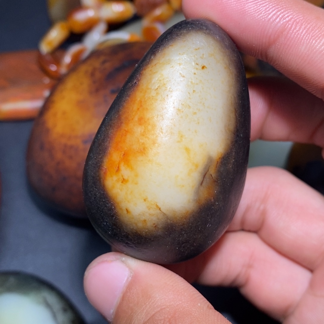 和田玉未镶嵌珠宝奇石