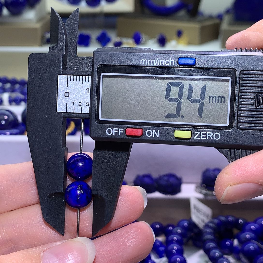 青金石未镶嵌天然原矿微金单珠9.4m