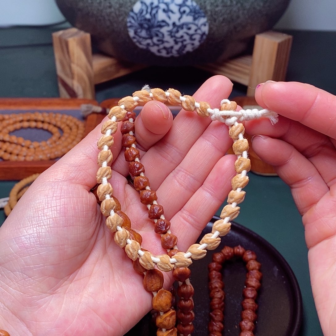 柏香籽/百香籽吊坠135