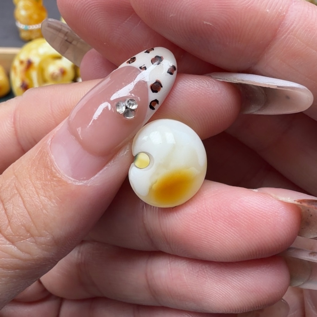 琥珀未镶嵌裸石蜜蜡