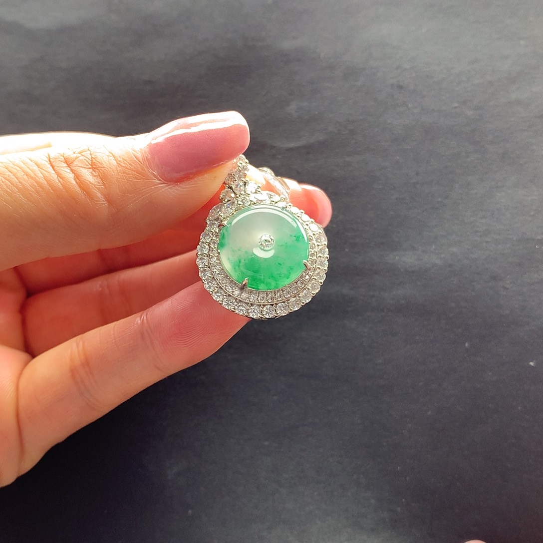 【闪购商品】石英质玉吊坠(不含链)未镶嵌