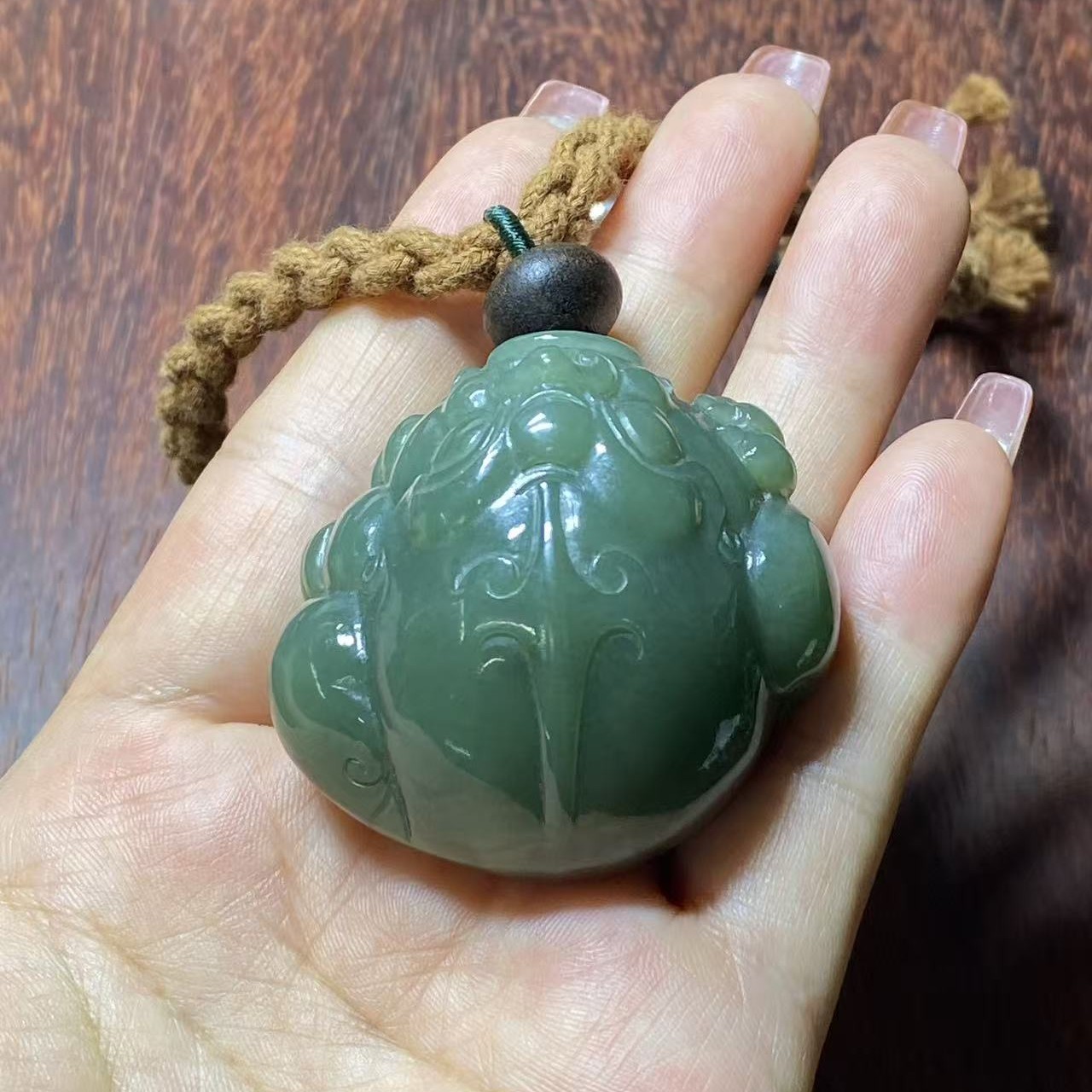 析木河磨玉吸财金蝉
