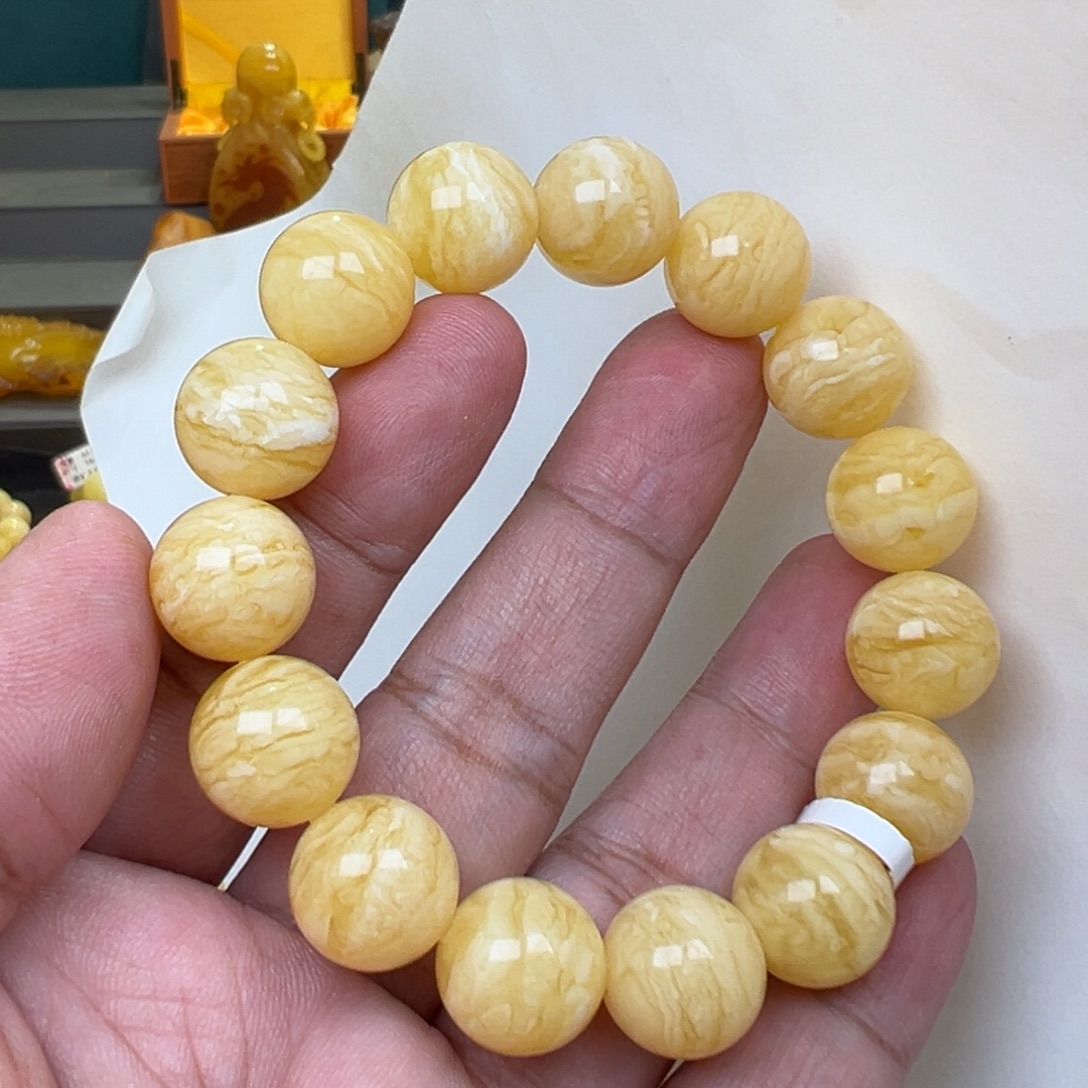 蜜蜡未镶嵌珠宝奇石14加23.62克