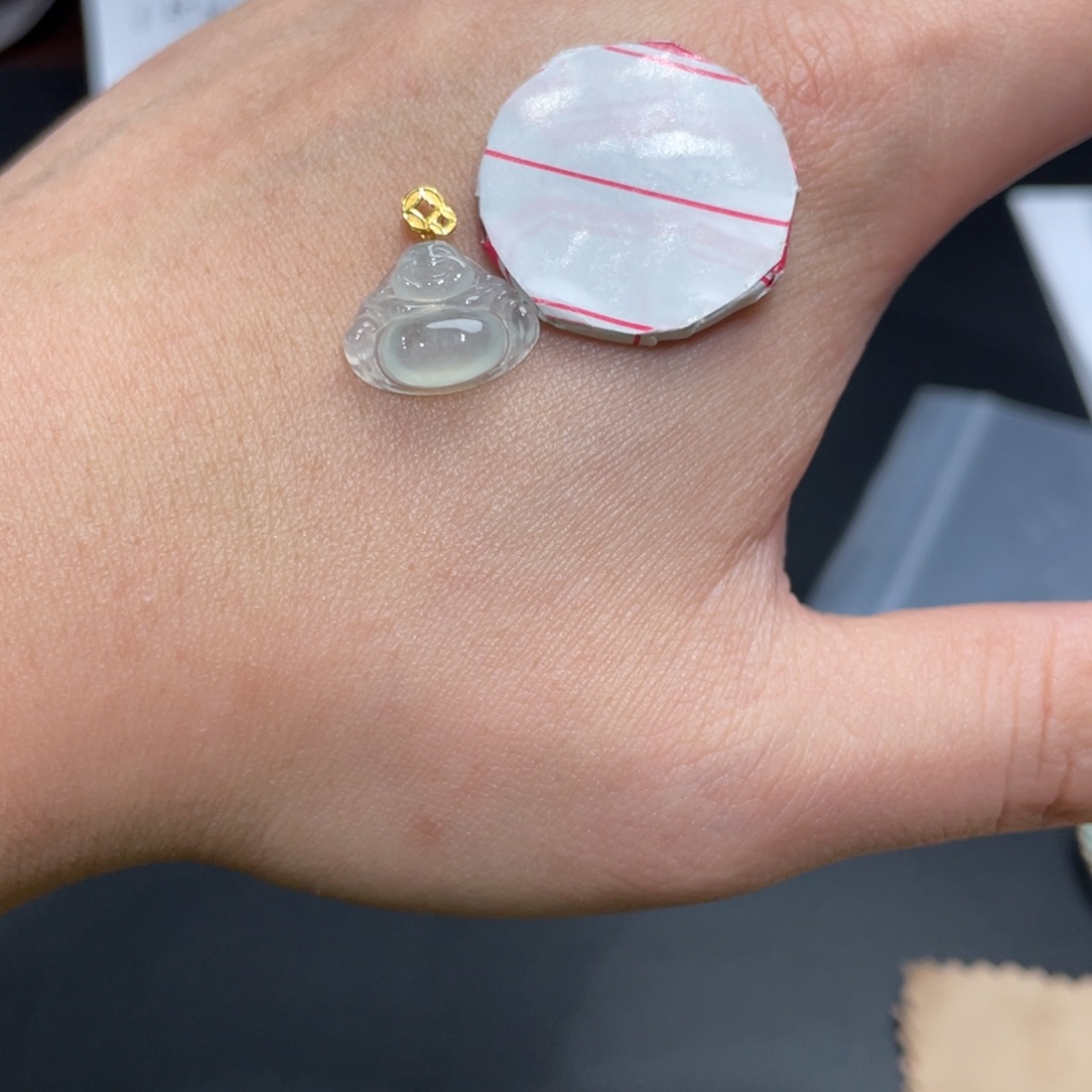 翡翠颈饰18K金镶嵌多样性