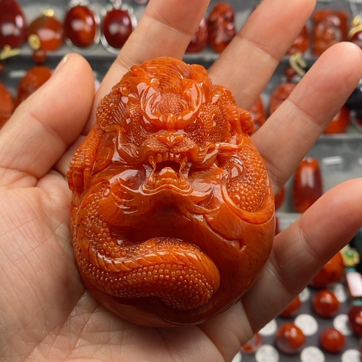 南红玛瑙把件未镶嵌旭**升