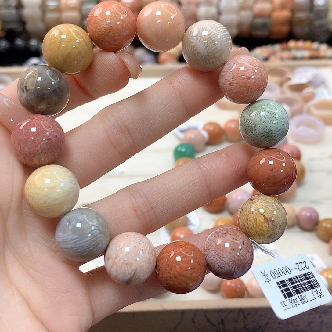 硅化珊瑚（珊瑚玉）手链未镶嵌?****?252