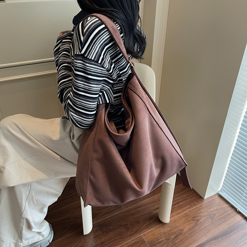 简约拉链款朋克风单肩文艺温柔包包托特包手机袋单肩斜挎包