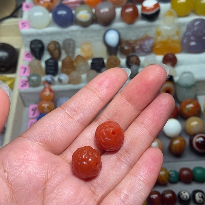 未镶嵌配珠玛瑙/玉髓一****笑