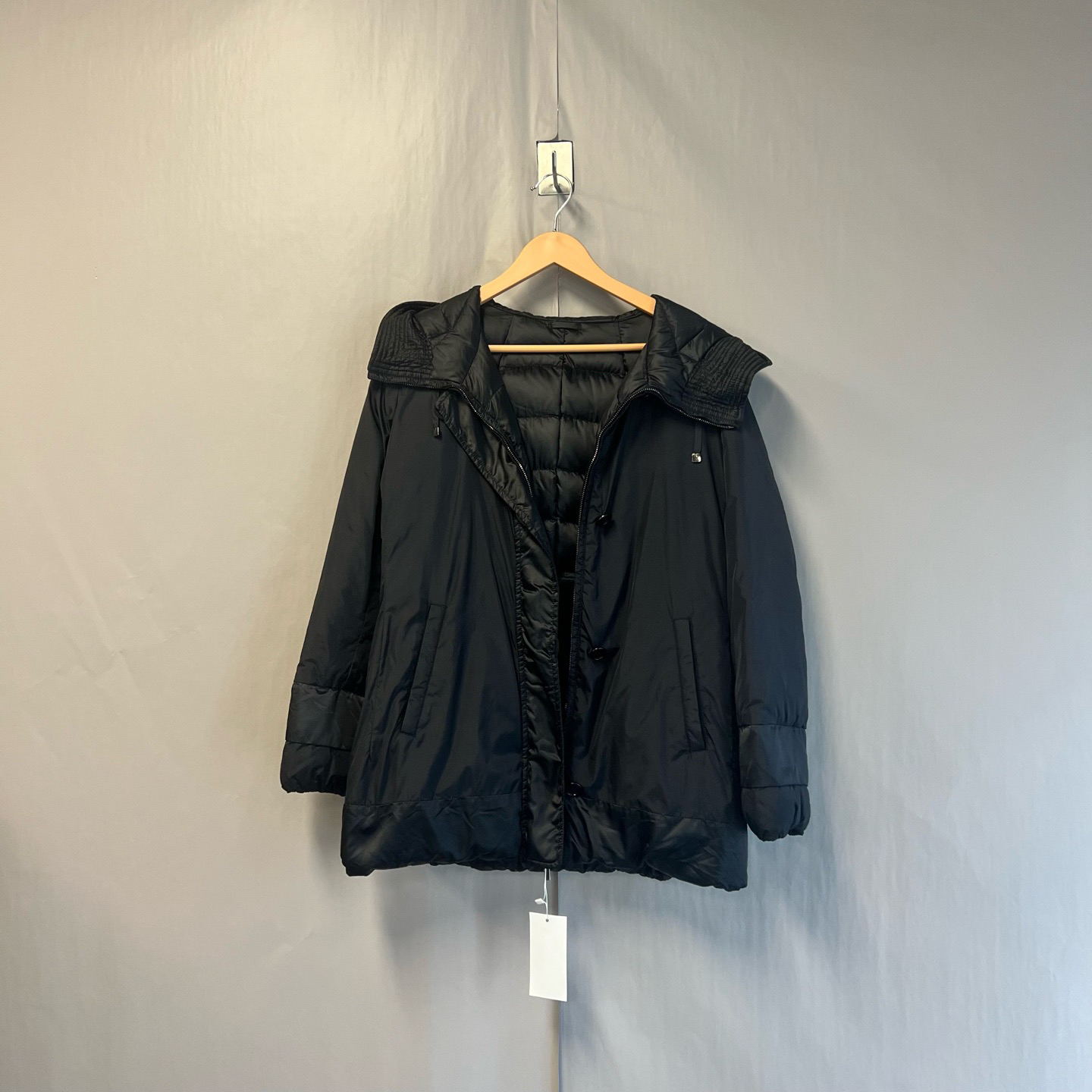 99新 MaxMara maxmara 黑色立领拉链羽绒服 99新 38码 #3488