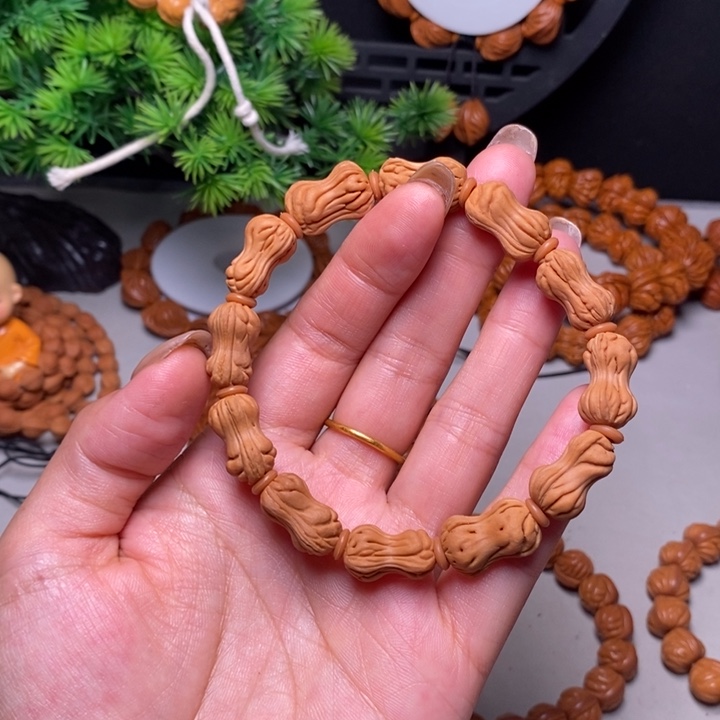 桃核手串异形小花