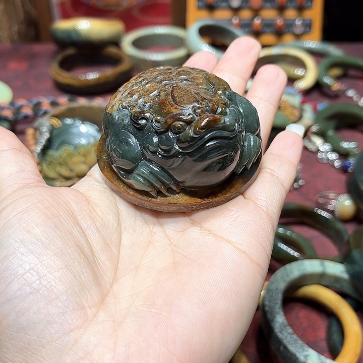 岫岩河磨玉（透闪石质玉）手把未镶嵌