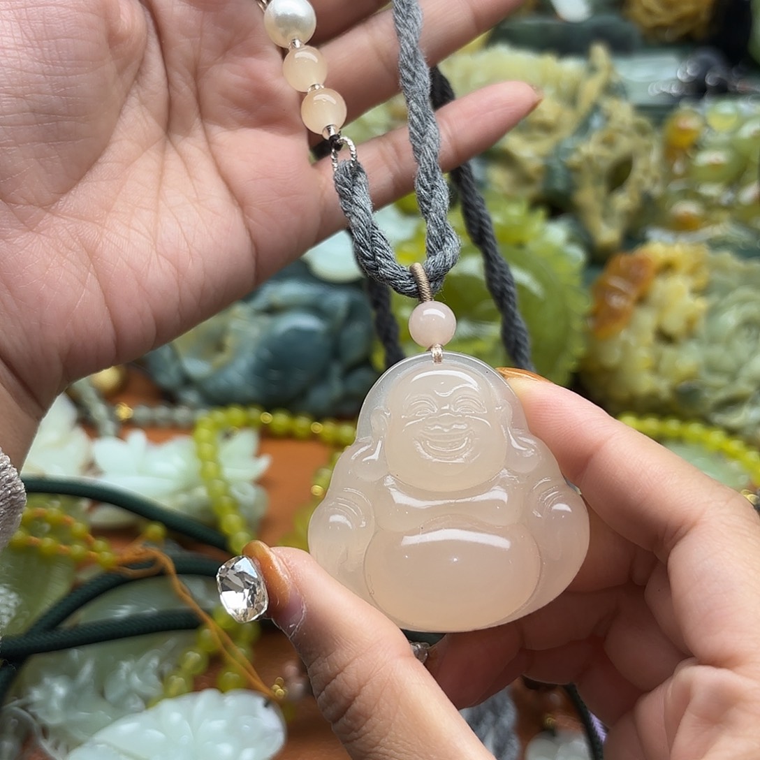 蛇纹石玉未镶嵌吊坠