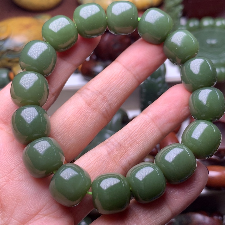 岫岩老玉（透闪石质玉）手链未镶嵌ƪ****雅