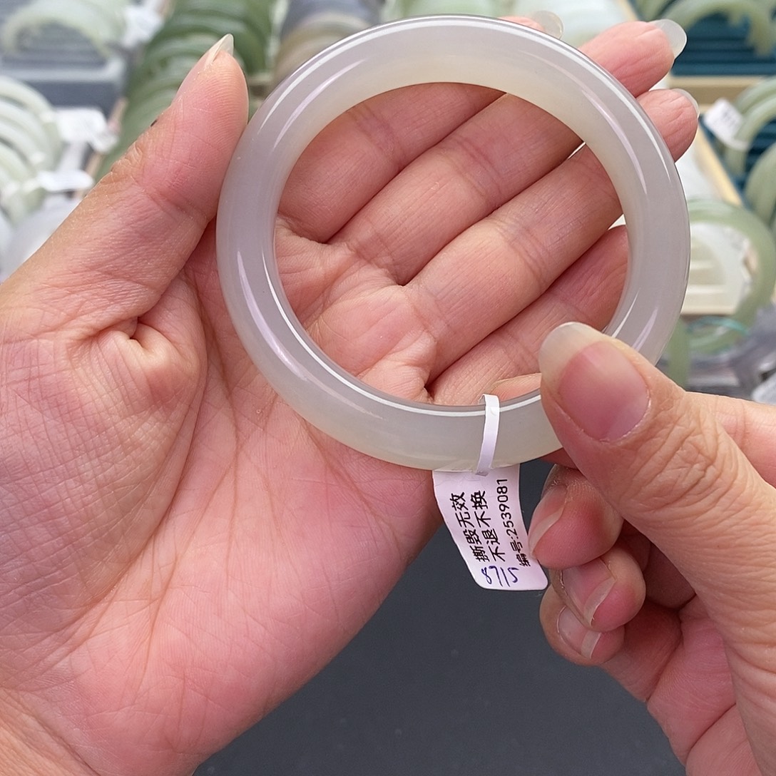 和田玉未镶嵌珠宝奇石和田玉手镯56.57