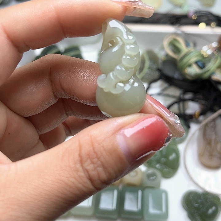 【闪购商品】和田玉颈饰未镶嵌