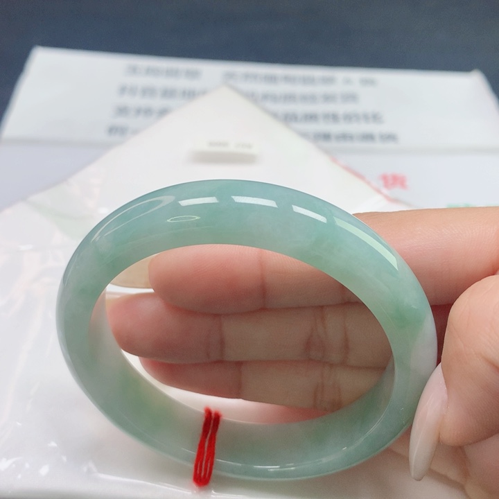 翡翠未镶嵌手镯5657