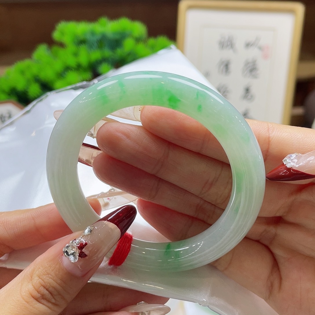 翡翠手镯未镶嵌24 号链接