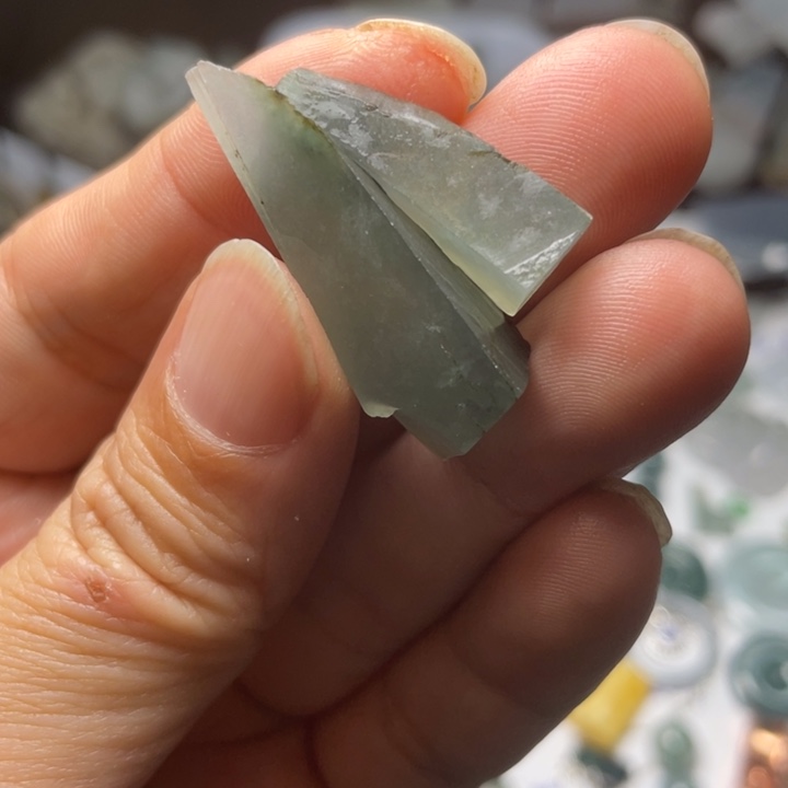 爱****翡翠散珠翡翠边角料