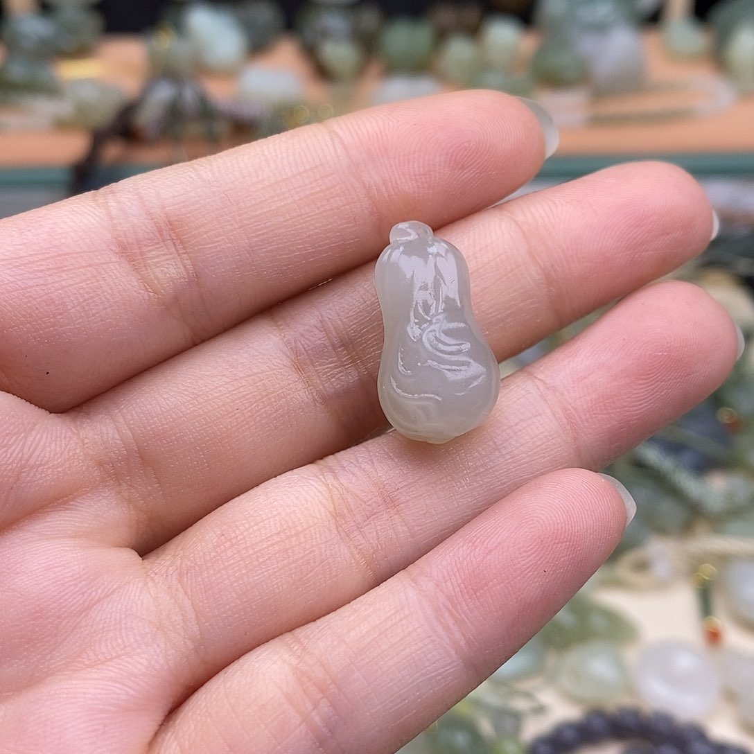 和田玉未镶嵌颈饰悠*