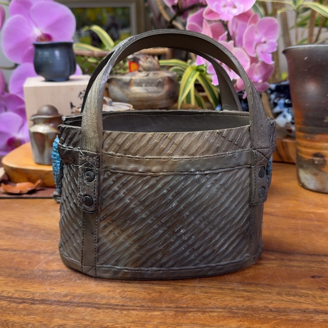 梅***美田中史男备前烧提梁花器福利一口价