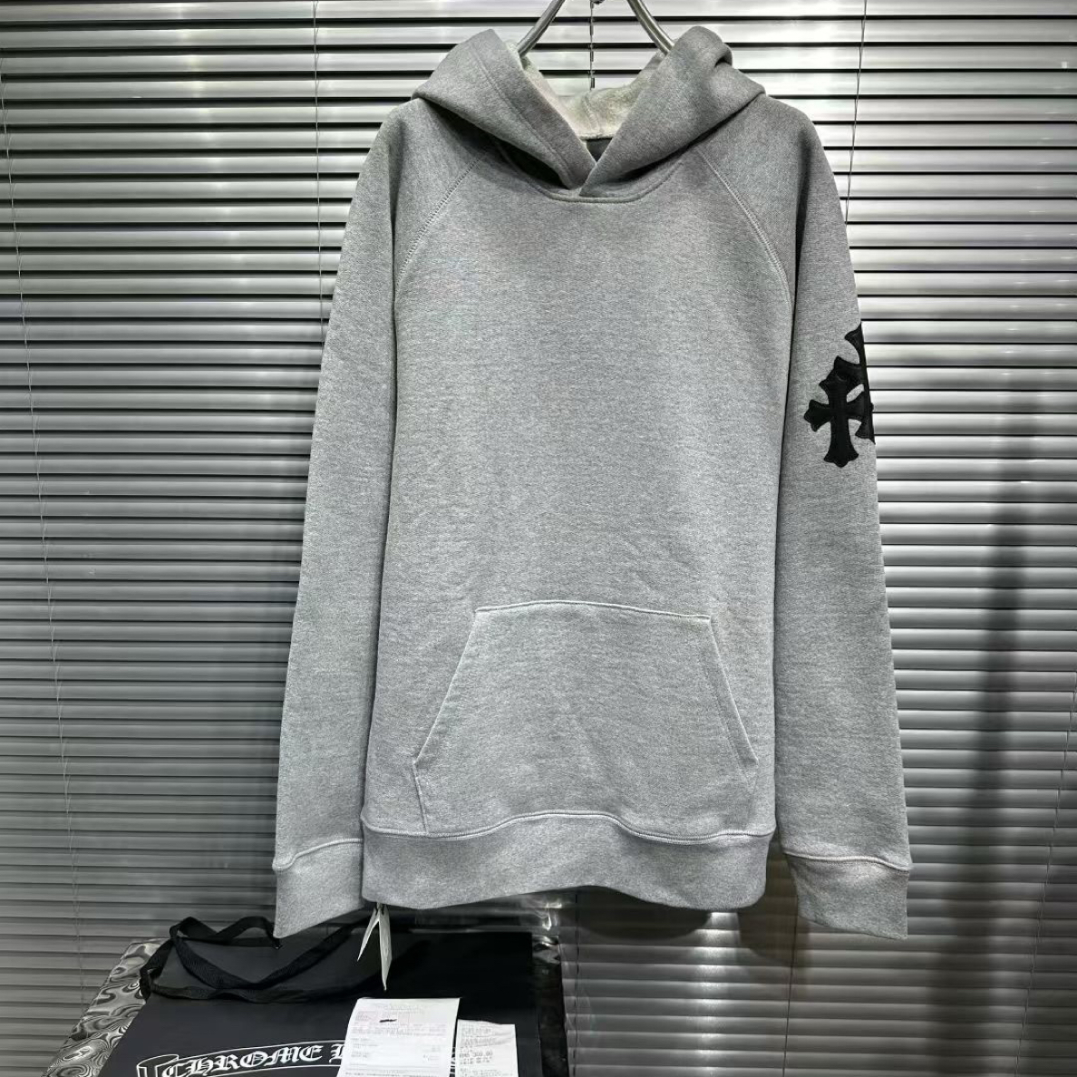 未使用 Chrome Hearts/克罗心 三十字拼皮灰色帽衫外套L码