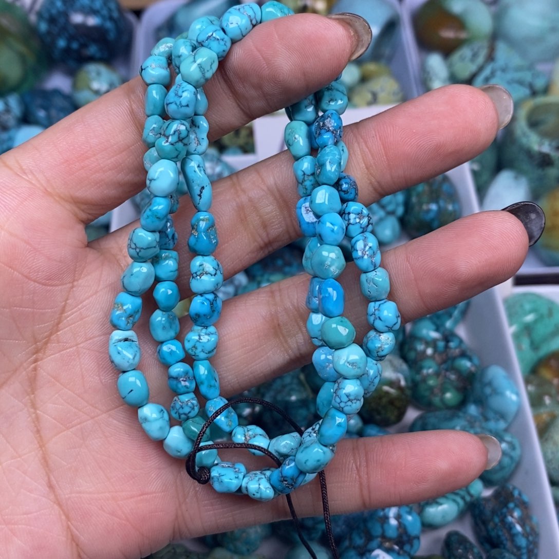 绿松石未镶嵌挂件