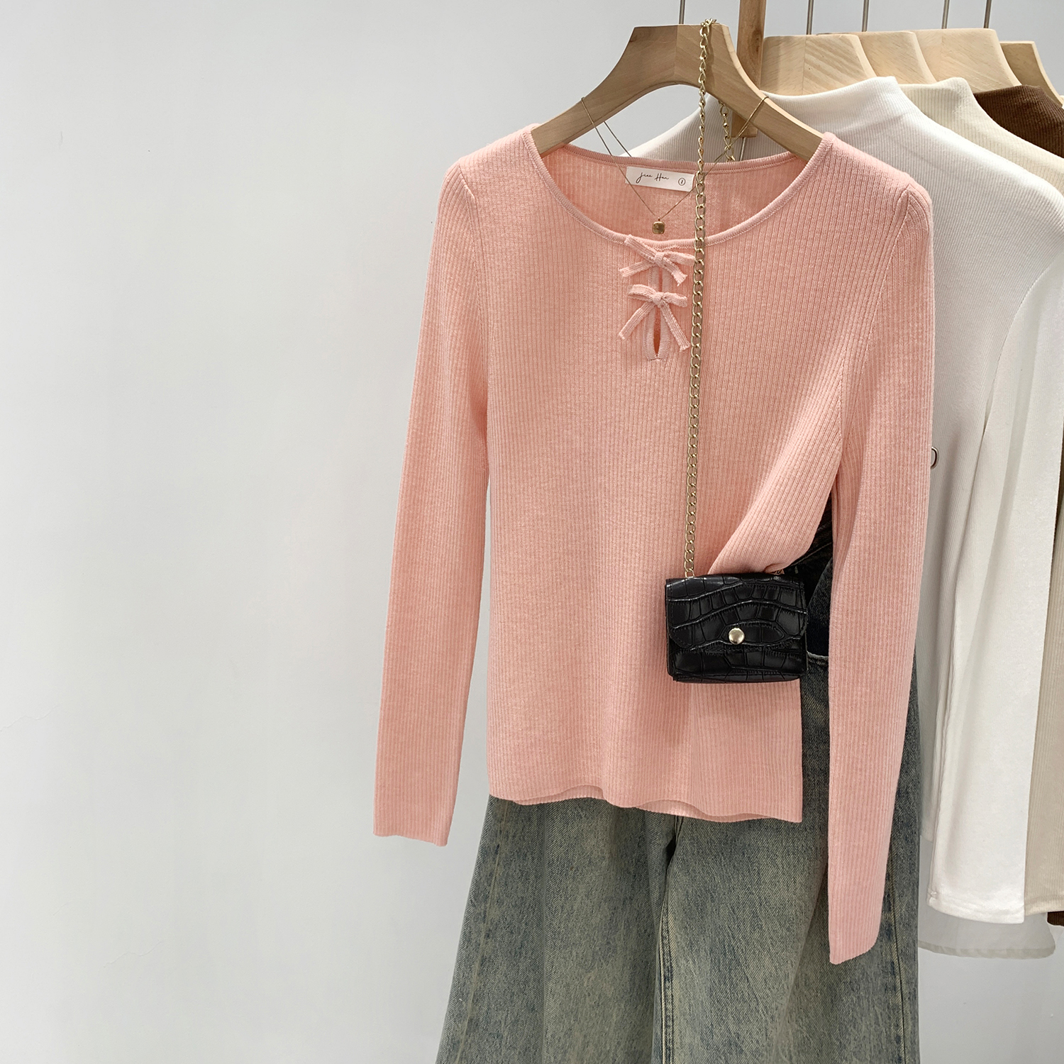 【部分现】甜美感镂空蝴蝶结软糯针织衫女新款修身冬打底上衣M2024