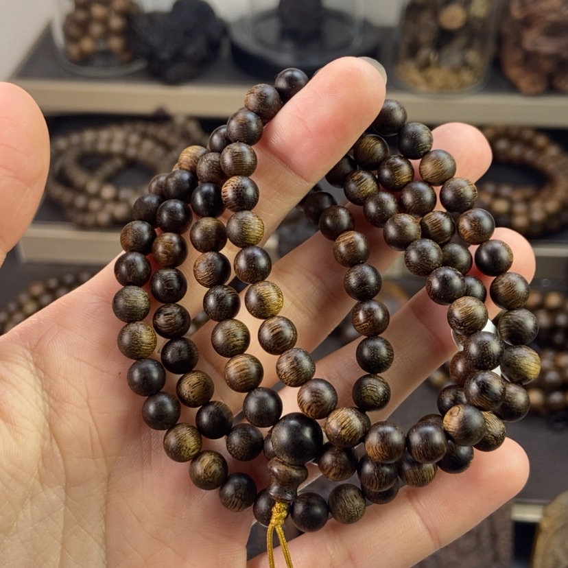 【闪购商品】沉香手串A*.越南芽庄白棋留疤玉化
