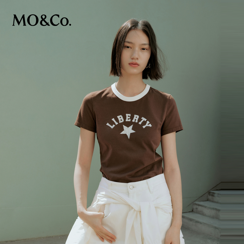 【赵老板专属】MOCO夏复古撞边圆领正肩短袖MBD2TEET52