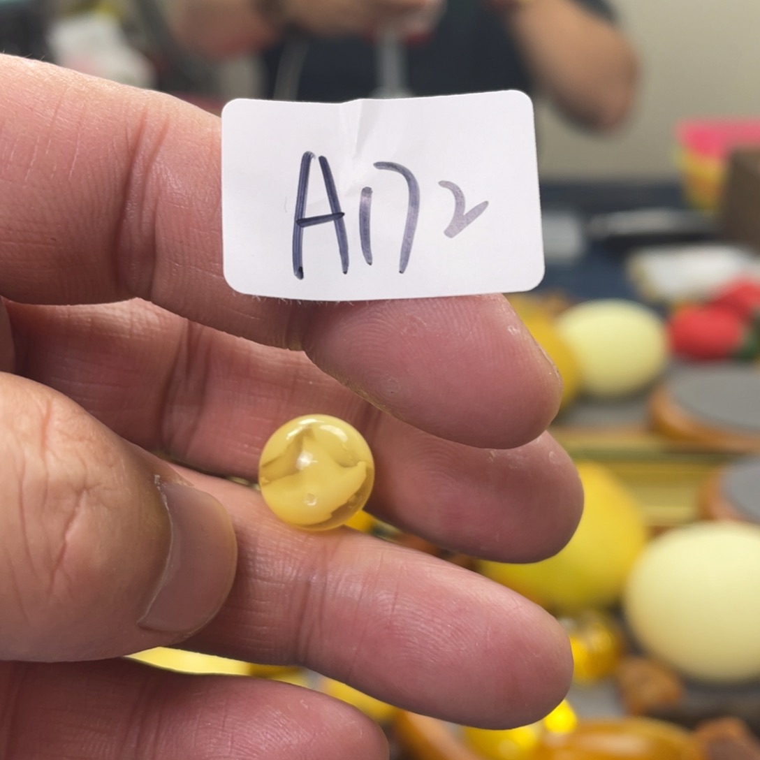 手链琥珀未镶嵌多样性发，发其中一件