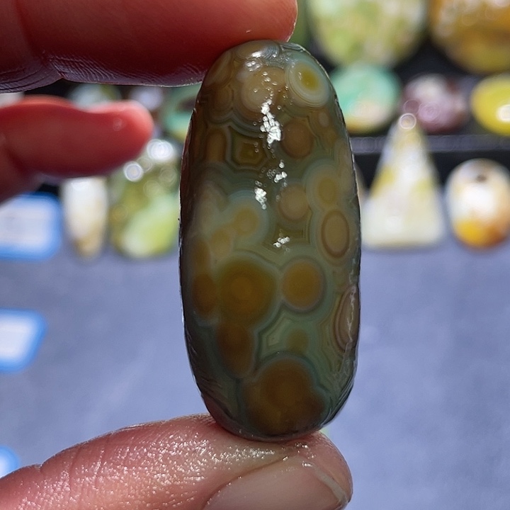 玛瑙/玉髓未镶嵌珠宝奇石