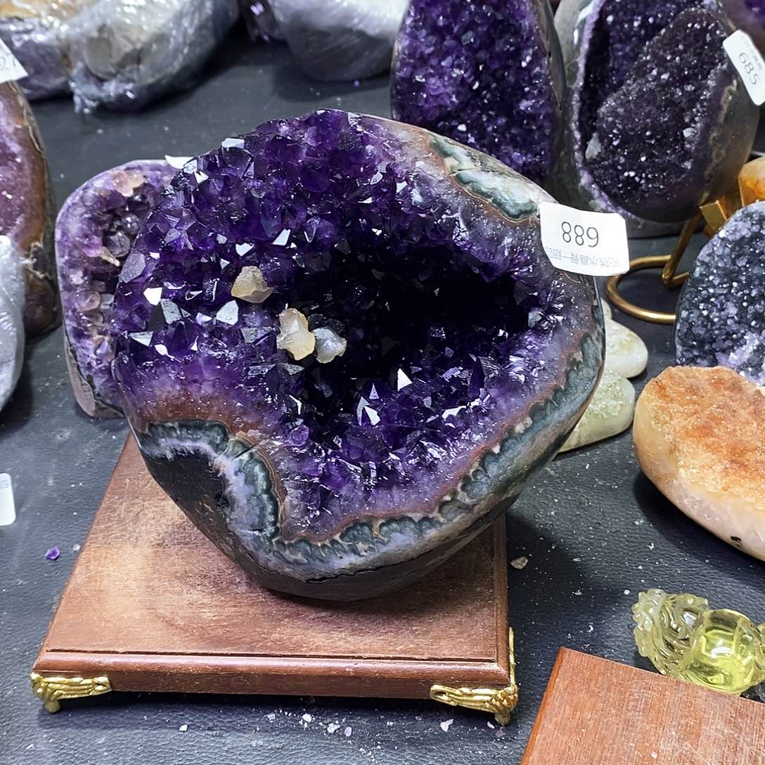 水晶大型摆件（非配饰）未镶嵌