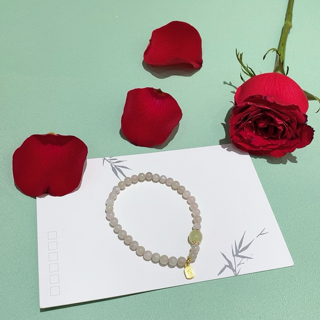 【软贵人】天然藕粉和田玉手串