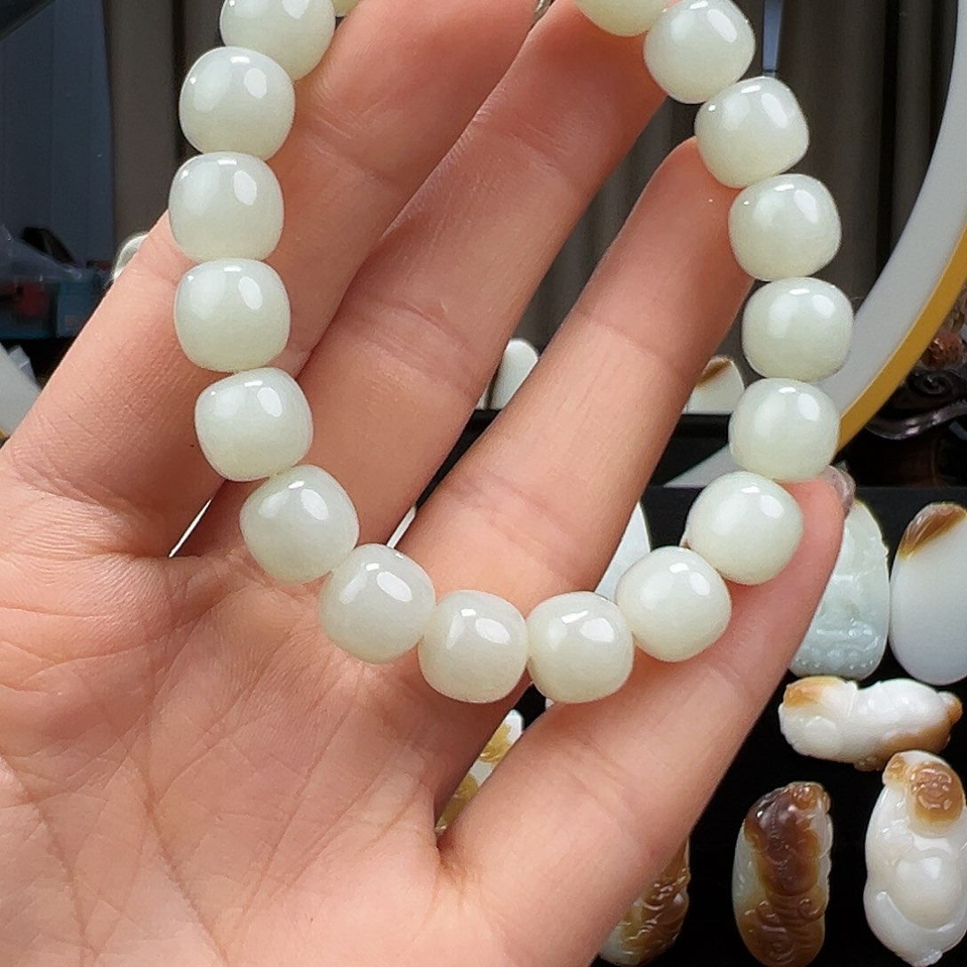 和田玉手链未镶嵌