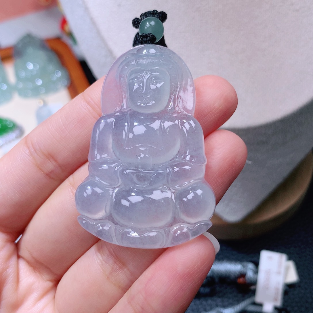 颈饰未镶嵌翡翠观音