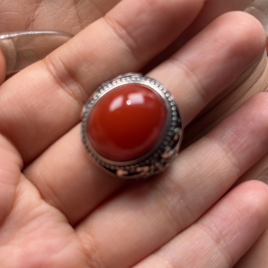 南红玛瑙戒指银S925镶嵌可**?