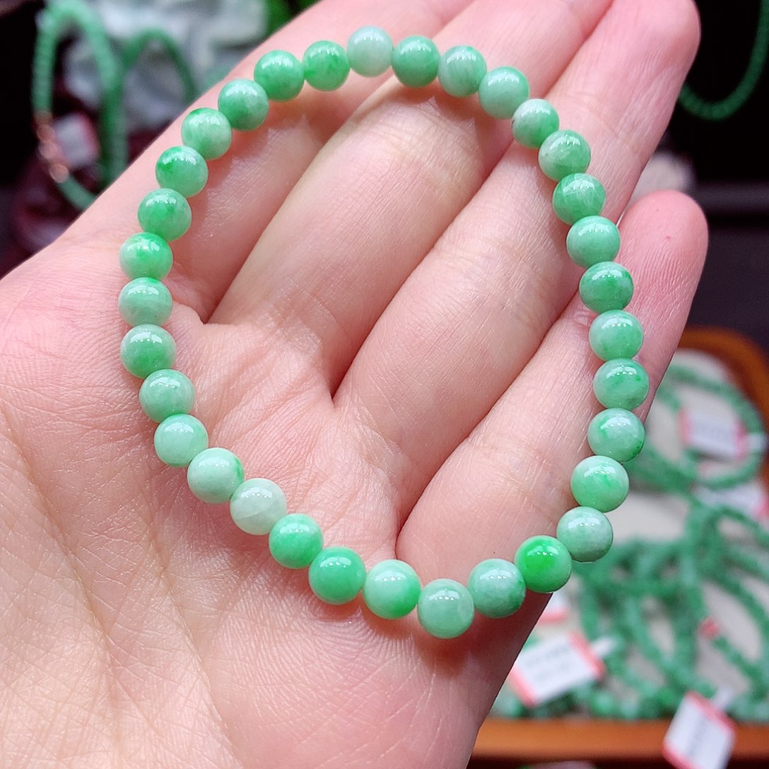 翡翠未镶嵌手链翡翠