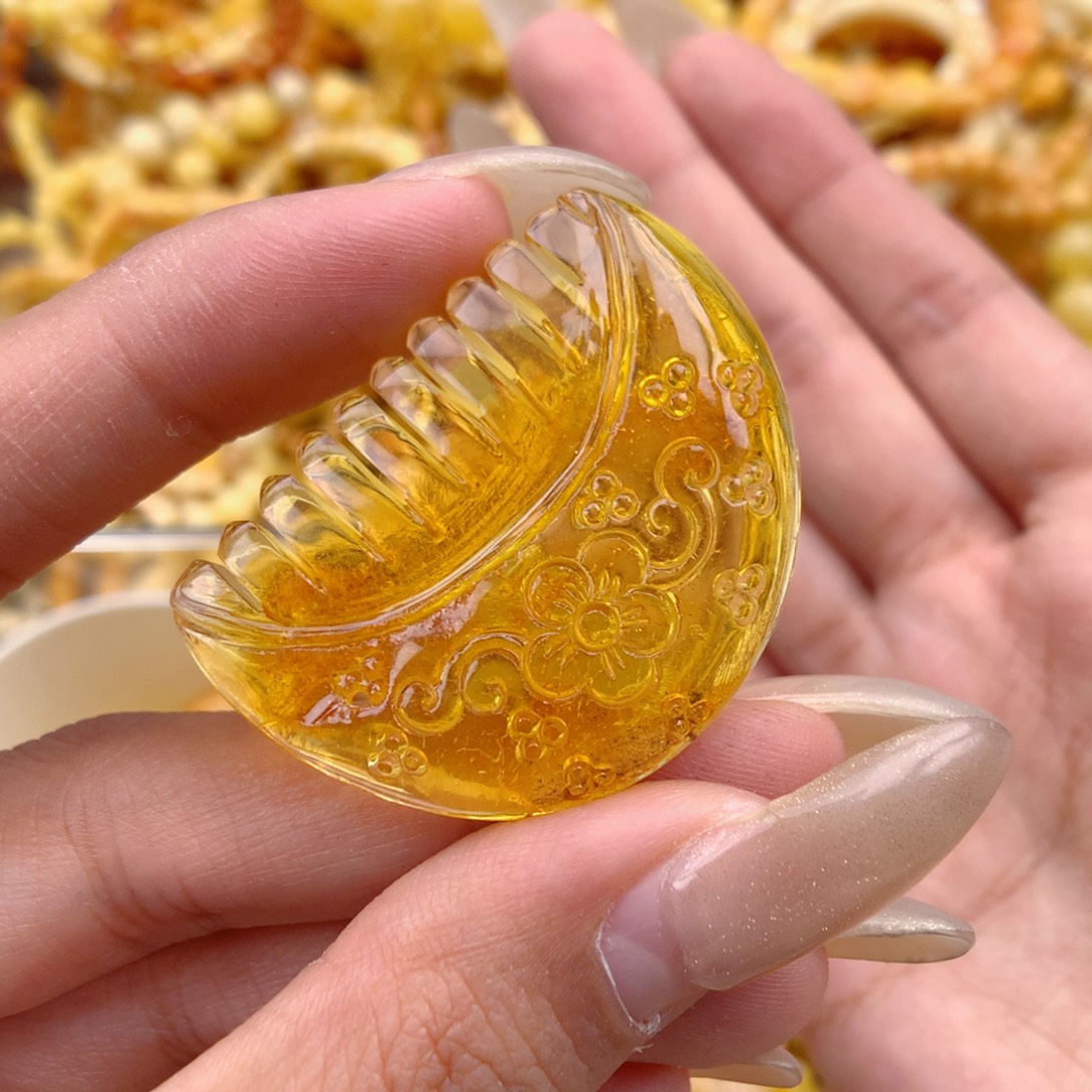 琥珀未镶嵌珠宝奇石
