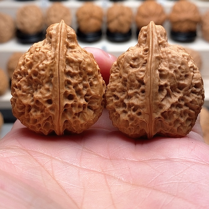 文玩核桃把件……………………