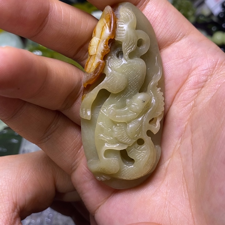 岫玉岫玉颈饰未镶嵌