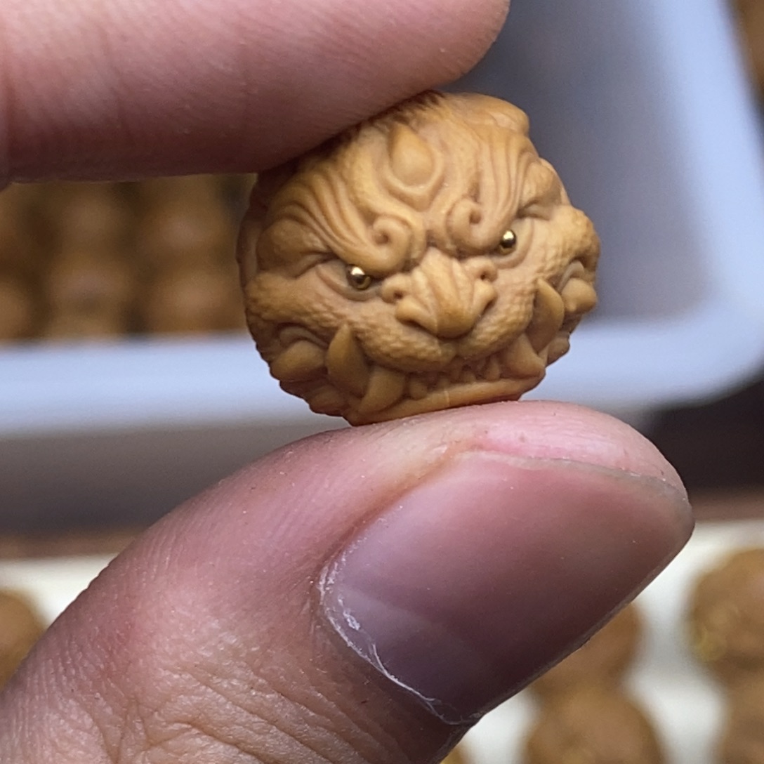 吊坠猴头核桃吞金兽
