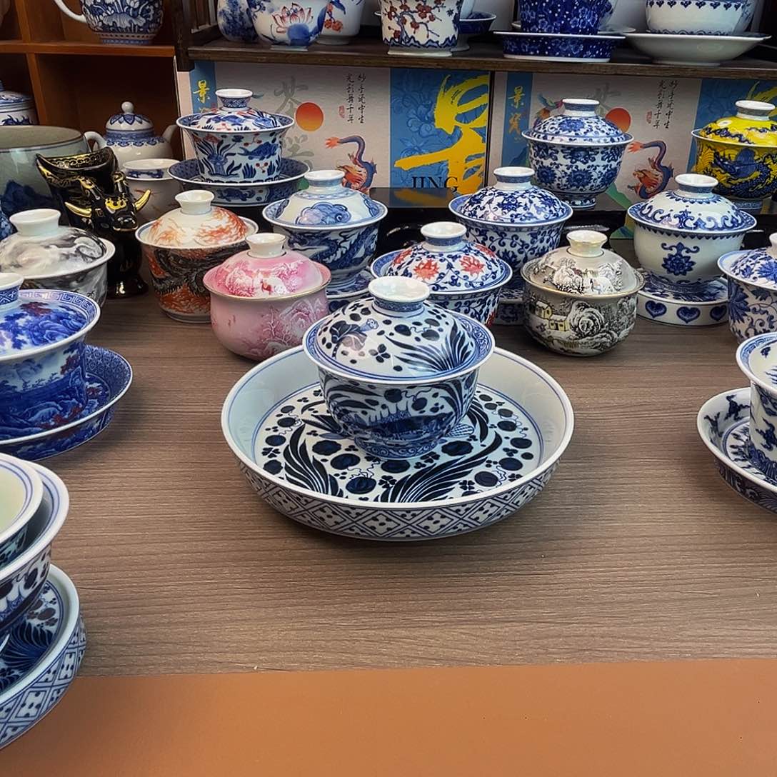 小*儿仿元青花鱼藻纹盖碗加壶承