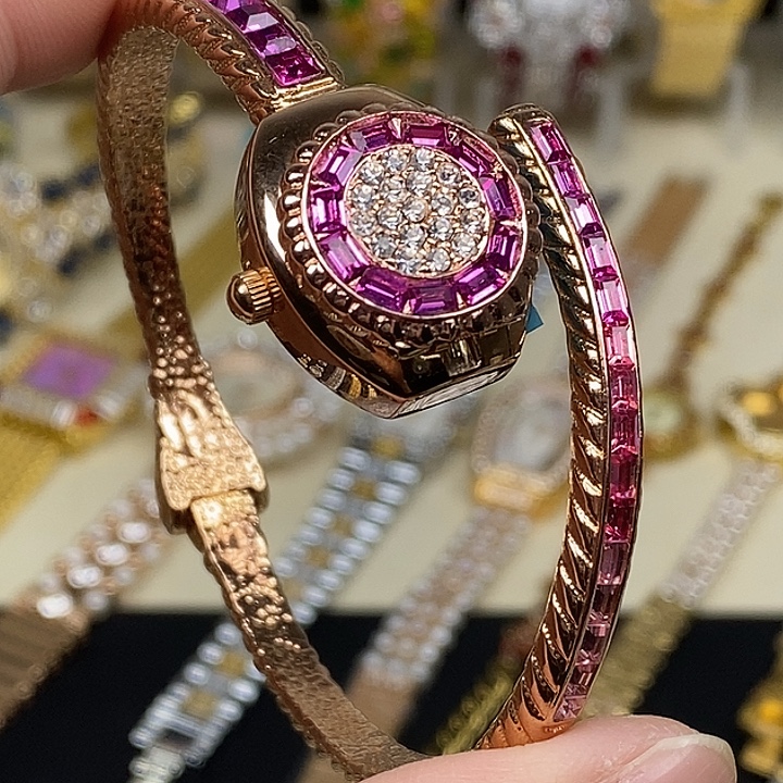 钢金属镀金石英机芯