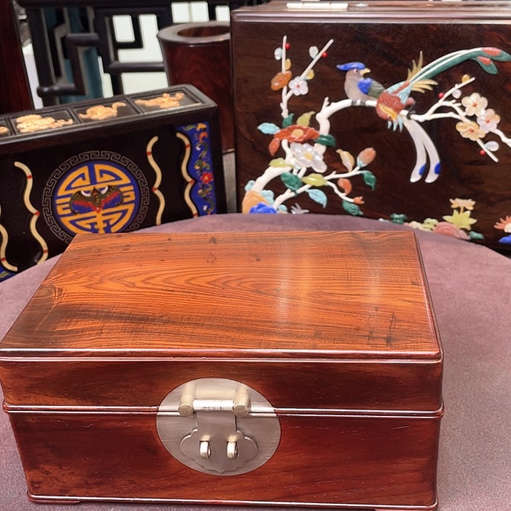 红酸枝木类端景台