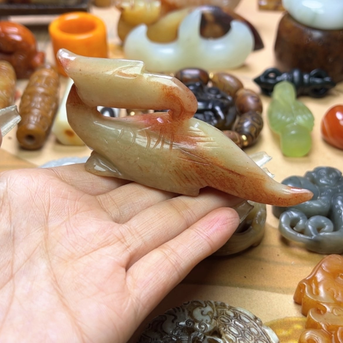 【闪购商品】蛇纹石玉颈饰未镶嵌