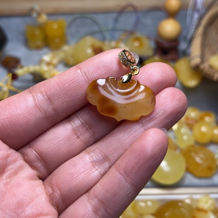 蜜蜡颈饰未镶嵌蜜蜡